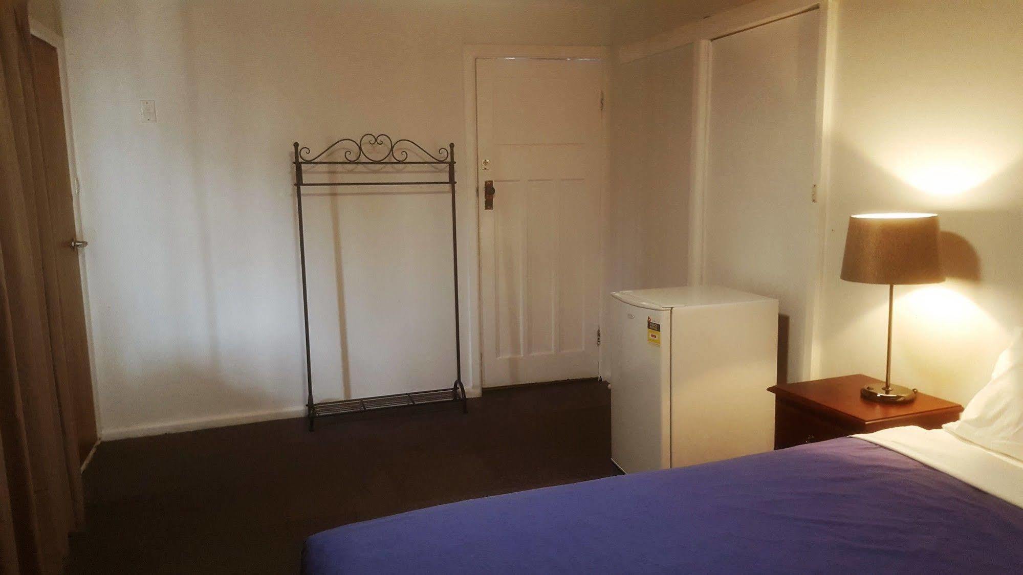 Clunes Motel 외부 사진